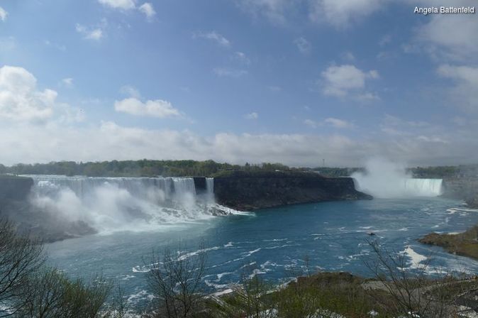 Tosende Niagara Fälle in Ostkanada