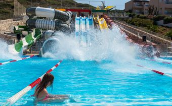 Grand Hotel Holiday Resort